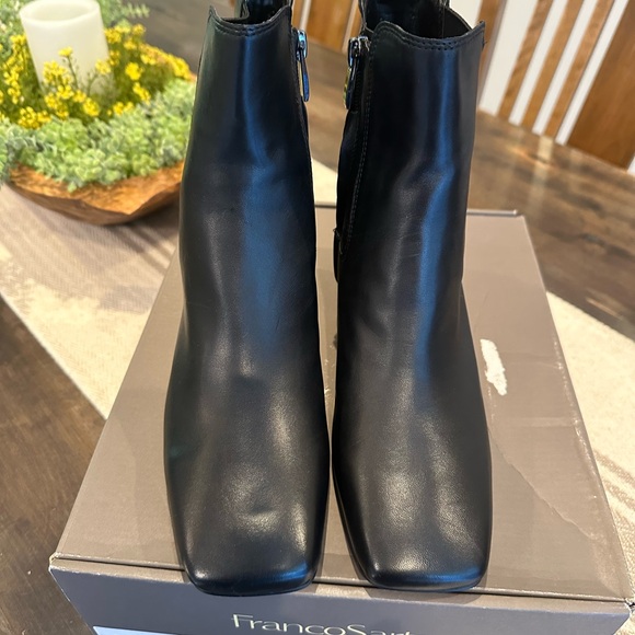 Franco Sarto Waxton Black Leather Ankle Boots for Women Size 7 NWT - Picture 2 of 3